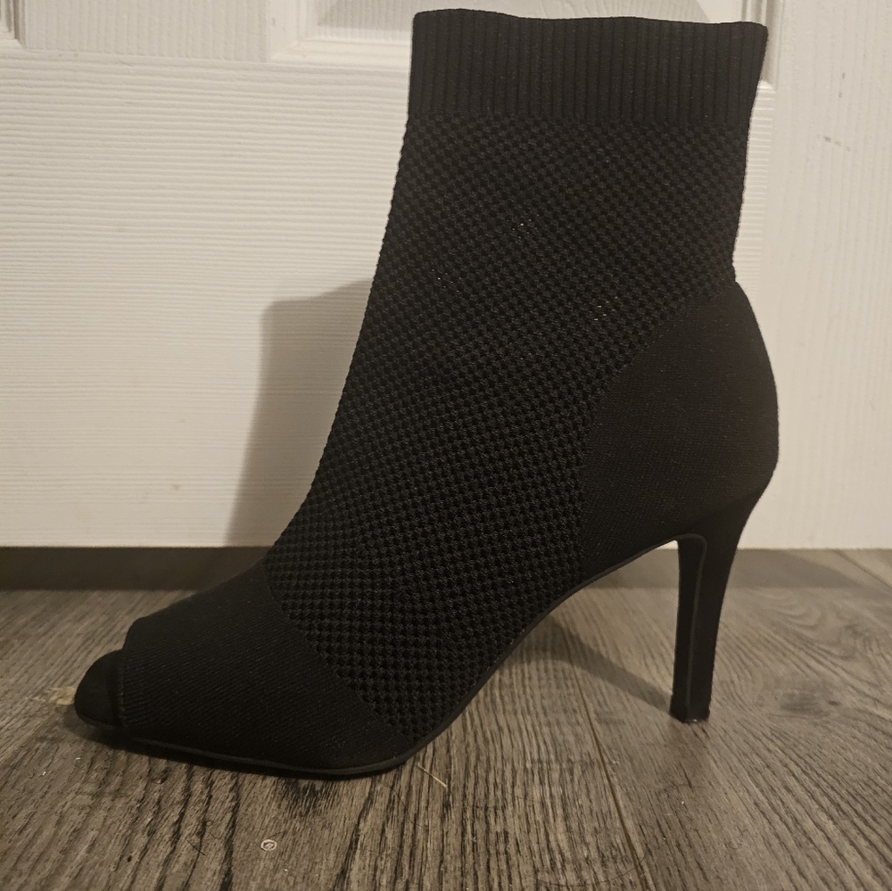Woman's shoes